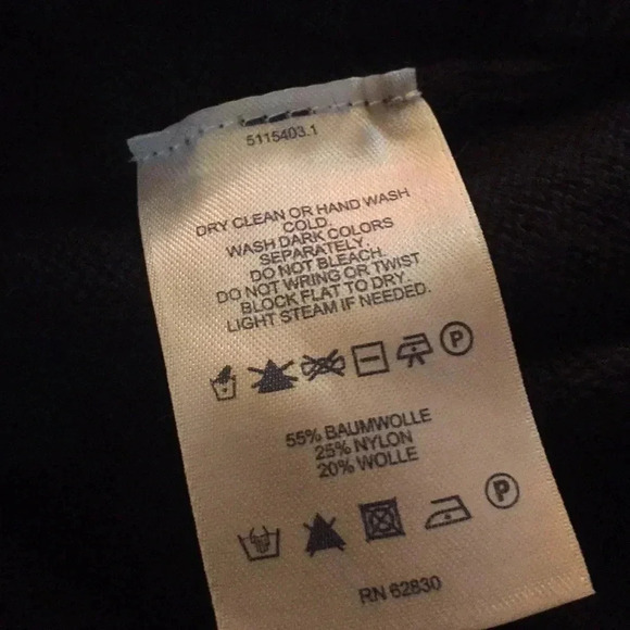 Lands End turtleneck Sweater - Picture 6 of 6